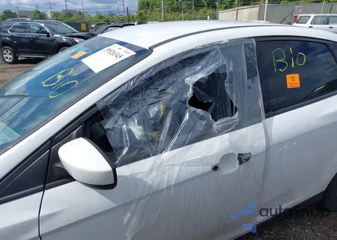 2018 Ford Focus Se z USA, uszkodzony, nr VIN 1FADP3F29JL280420